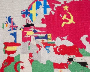 Negli anni 90 Boetti e le sue collaboratrici disegnano i nuovi confini della Russia