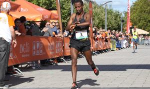 Yonas Kinde 