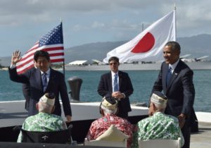 obama-e-abe-con-i-veterani
