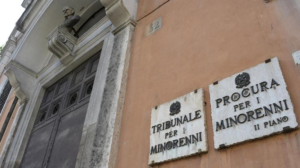 Tribunale Minori - Caso Napoli