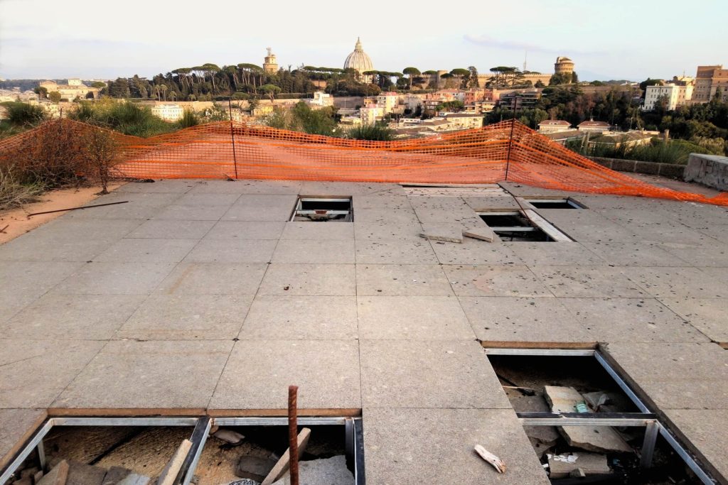 Crowdbooks Punti di Fuga San Pietro by Michael Wernli